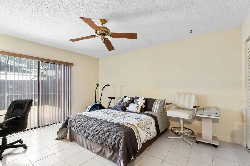 1158 Summit Trail Circle #C West Palm Beach, FL 33415
