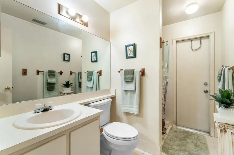 1158 Summit Trail Circle #C West Palm Beach, FL 33415
