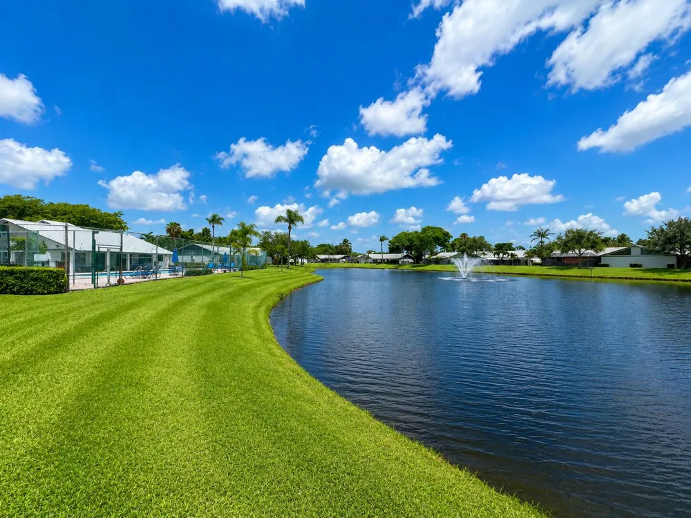 1158 Summit Trail Circle #C West Palm Beach, FL 33415