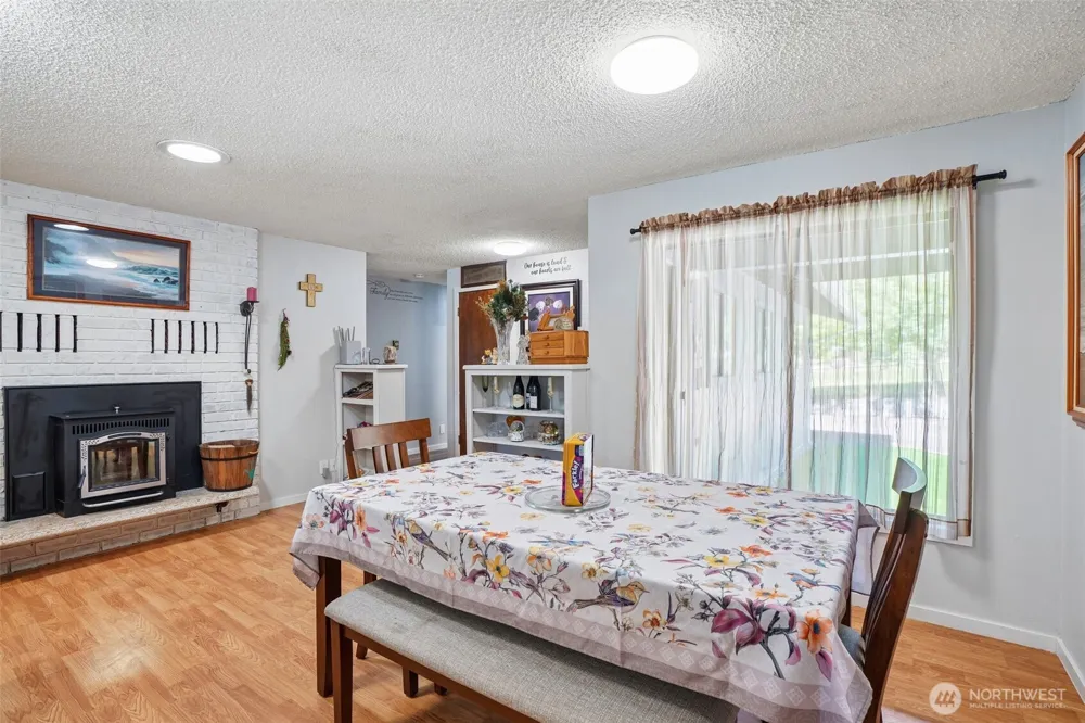 103 21st Avenue Kelso, WA 98626
