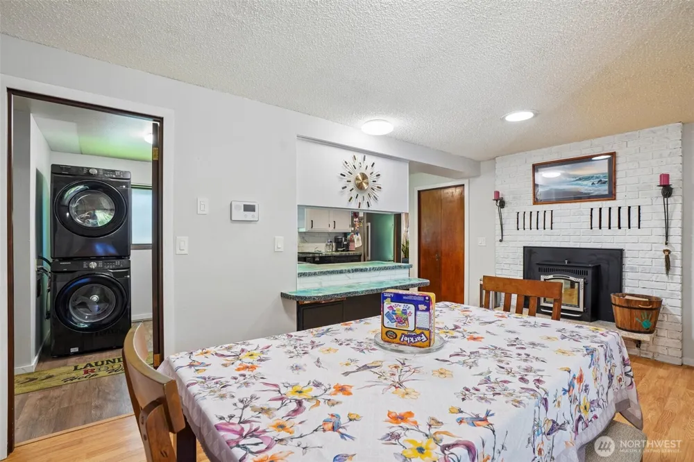 103 21st Avenue Kelso, WA 98626