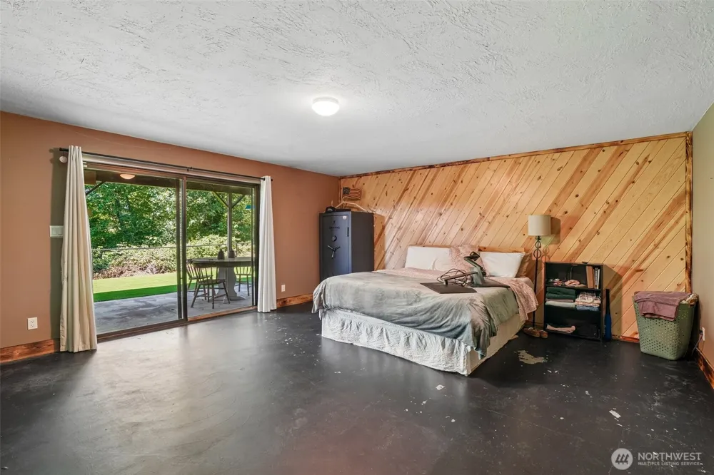103 21st Avenue Kelso, WA 98626