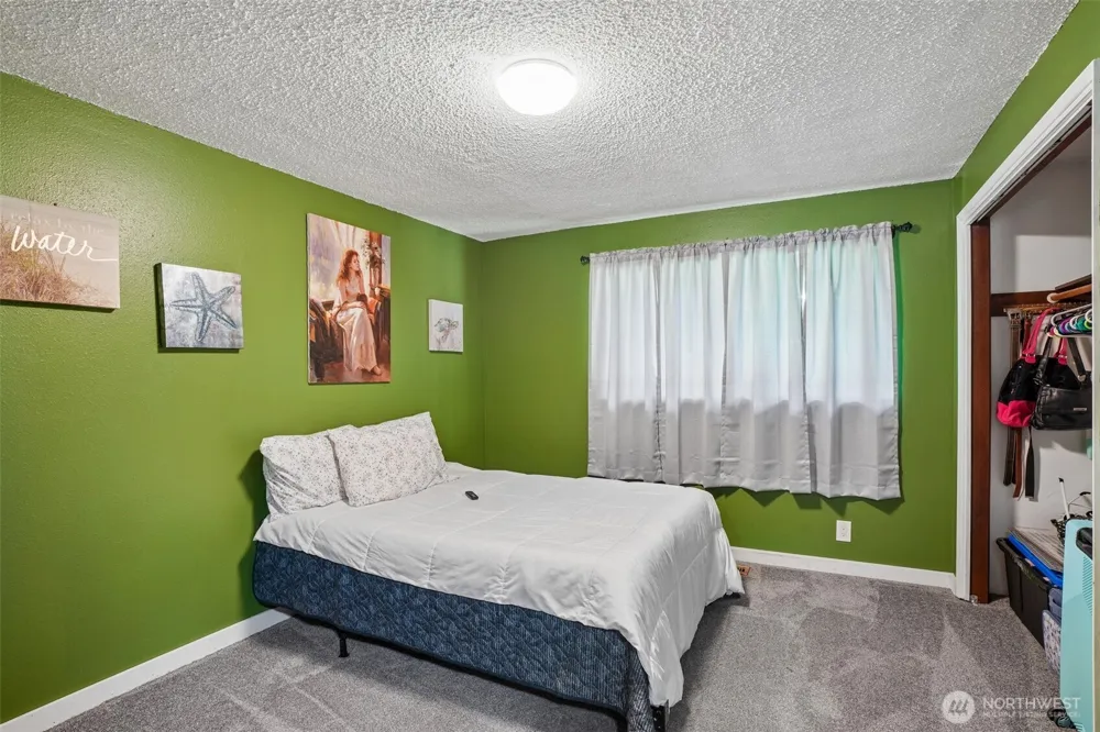 103 21st Avenue Kelso, WA 98626