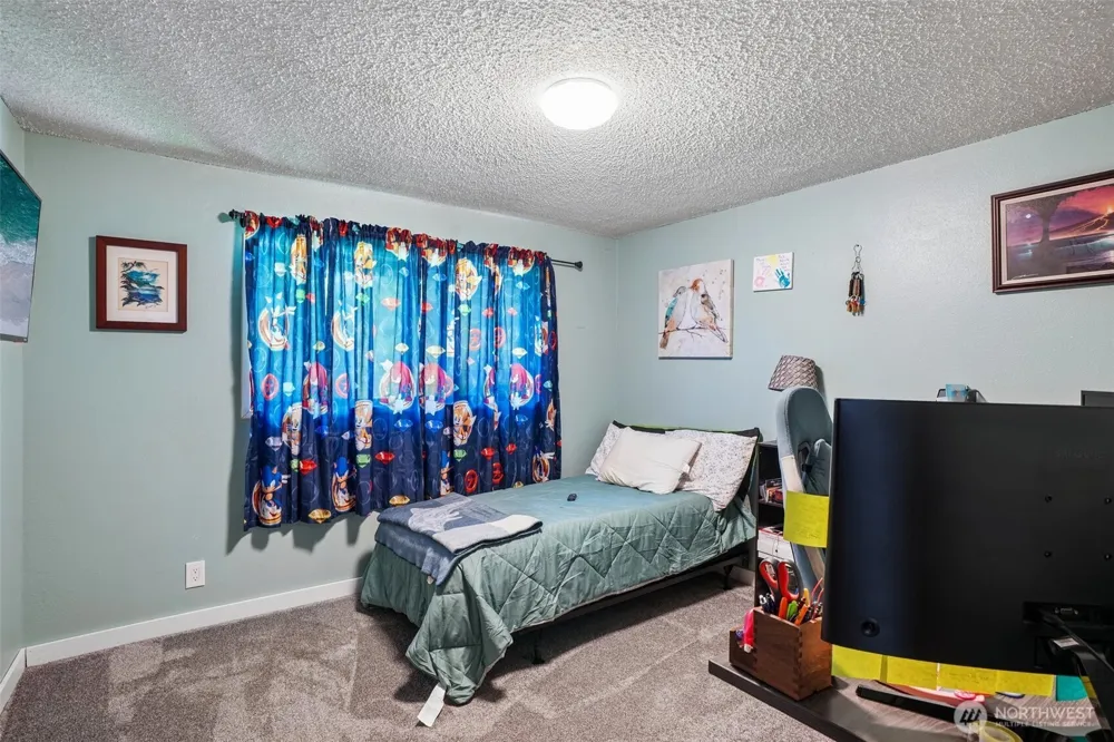 103 21st Avenue Kelso, WA 98626