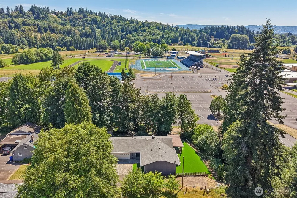 103 21st Avenue Kelso, WA 98626