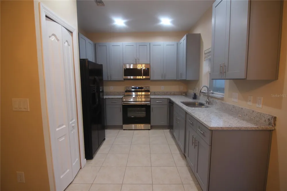733 FORTANINI CIRCLE Ocoee, FL 34761