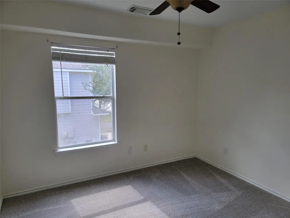 424 Folk Crest Lane League City, TX 77539
