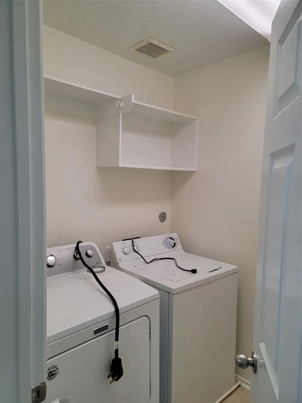 424 Folk Crest Lane League City, TX 77539