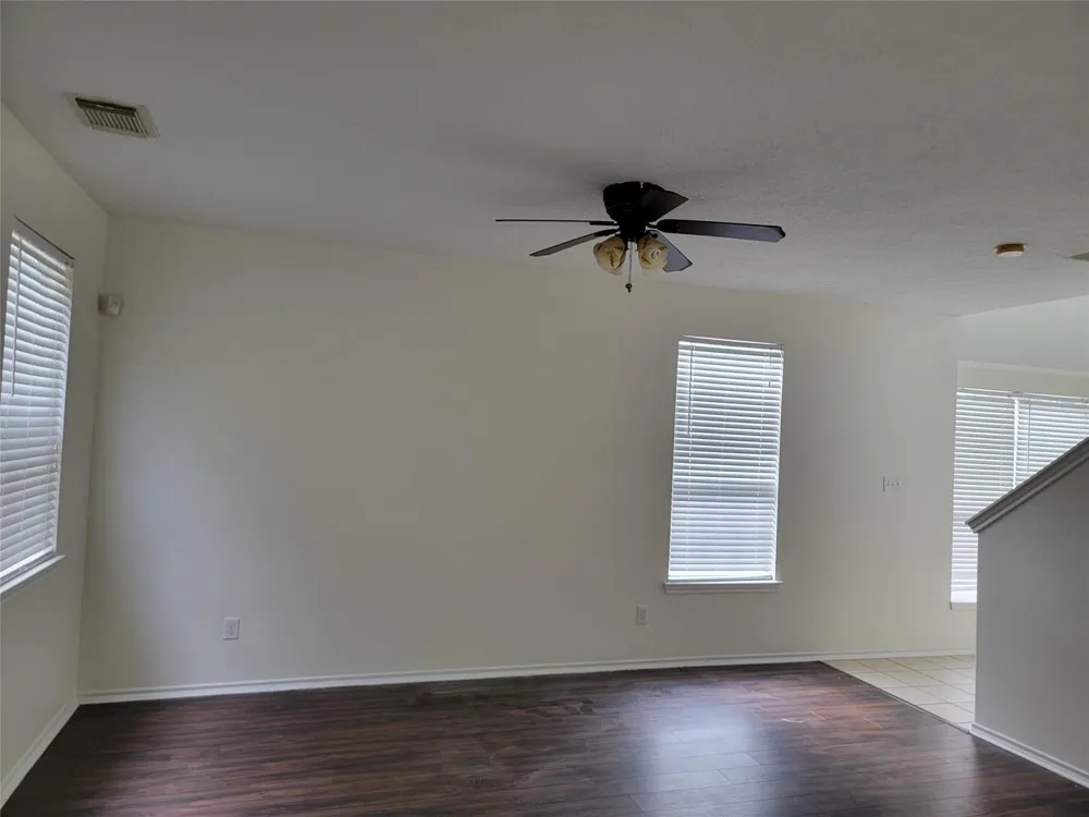 424 Folk Crest Lane League City, TX 77539