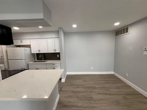 9550 Deering Drive #210