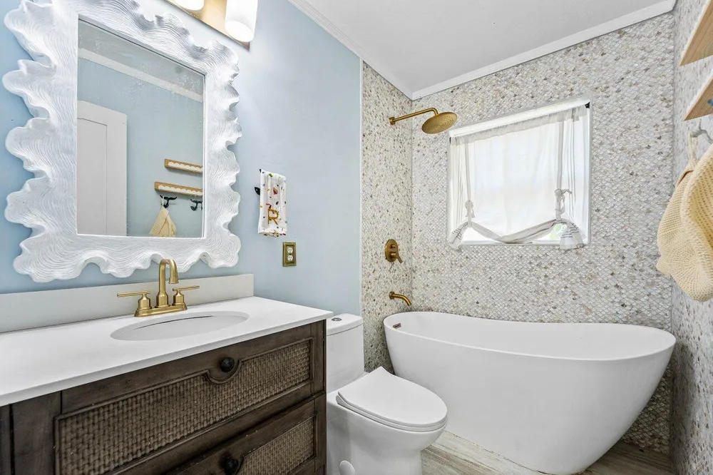 102 NE 22nd Street Delray Beach, FL 33444