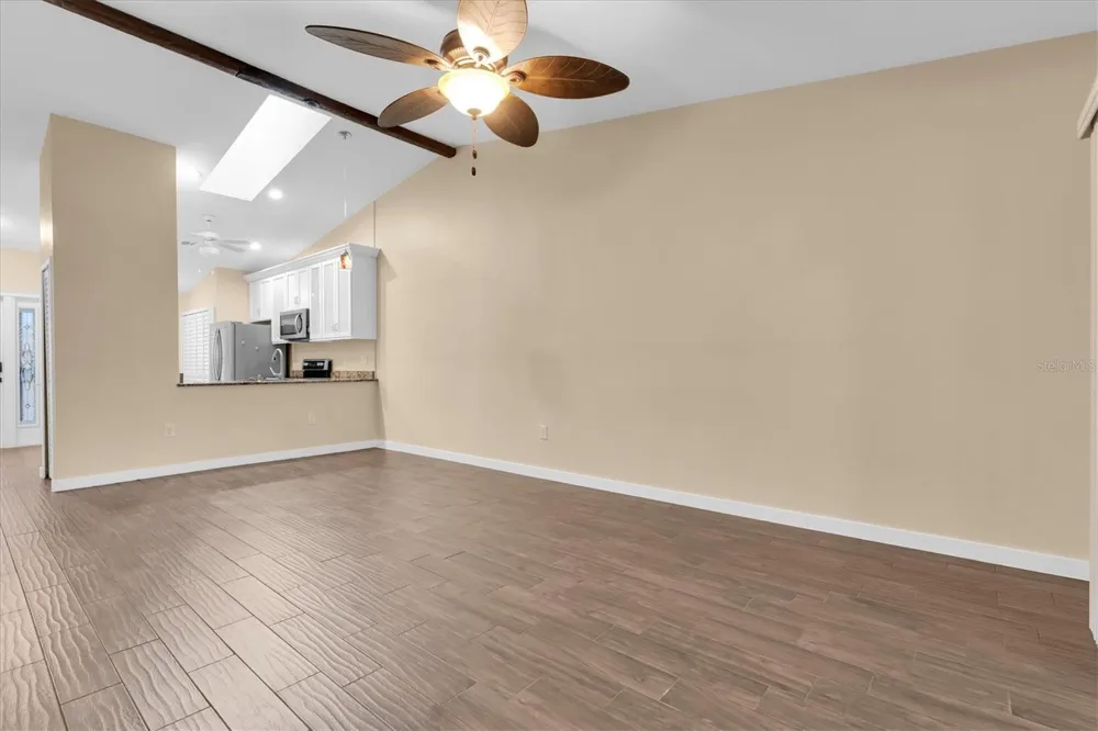 3203 CHARTER CLUB DRIVE #B Tarpon Springs, FL 34688