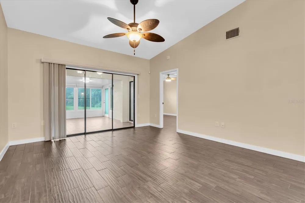 3203 CHARTER CLUB DRIVE #B Tarpon Springs, FL 34688