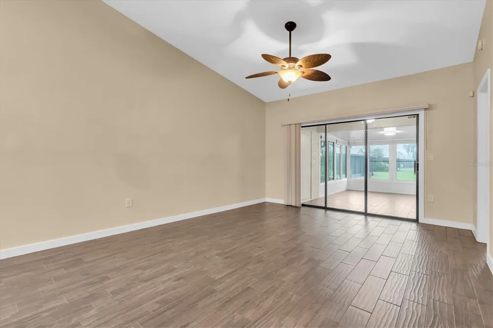 3203 CHARTER CLUB DRIVE #B Tarpon Springs, FL 34688