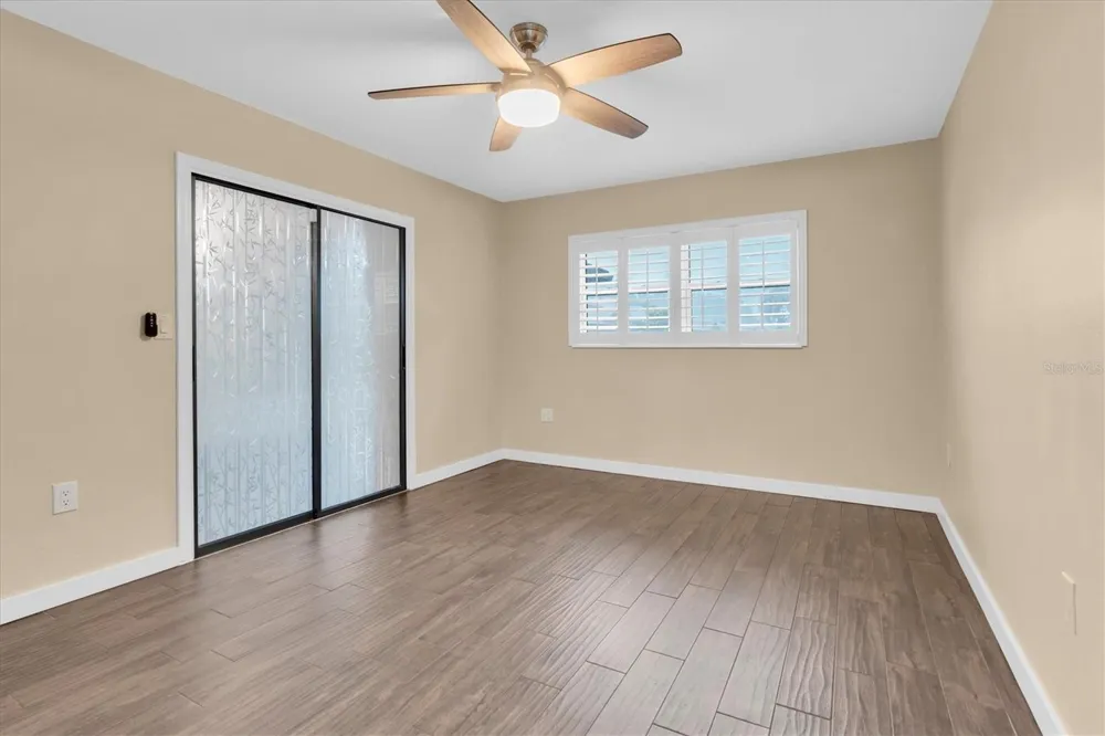 3203 CHARTER CLUB DRIVE #B Tarpon Springs, FL 34688
