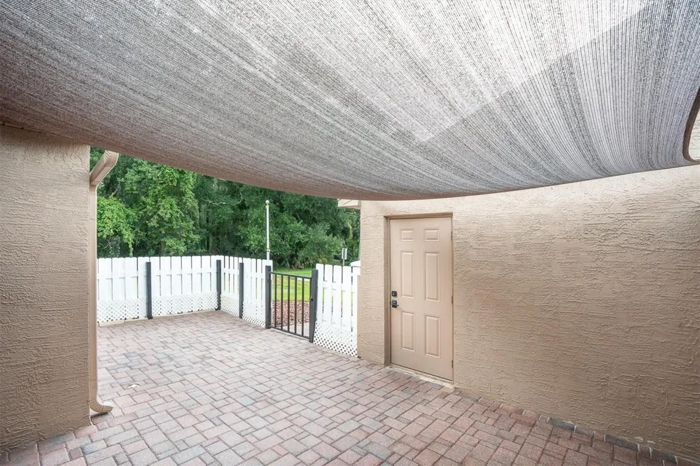 3203 CHARTER CLUB DRIVE #B Tarpon Springs, FL 34688