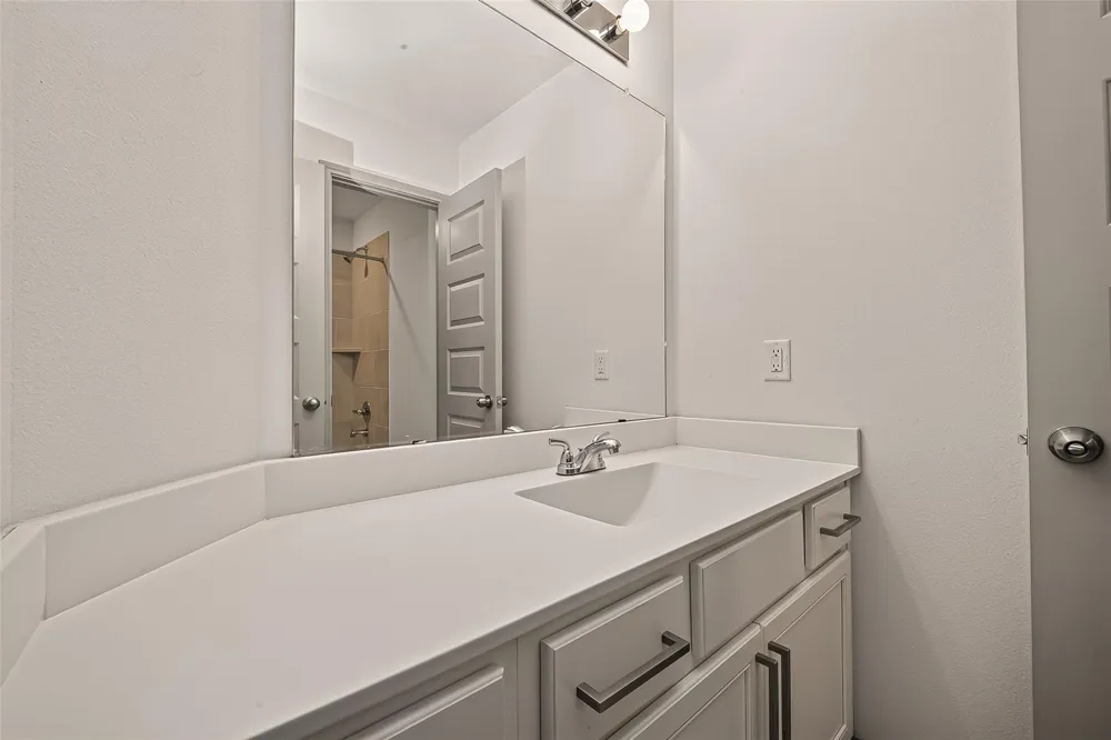 2225 Bellano Bay Drive La Marque, TX 77568