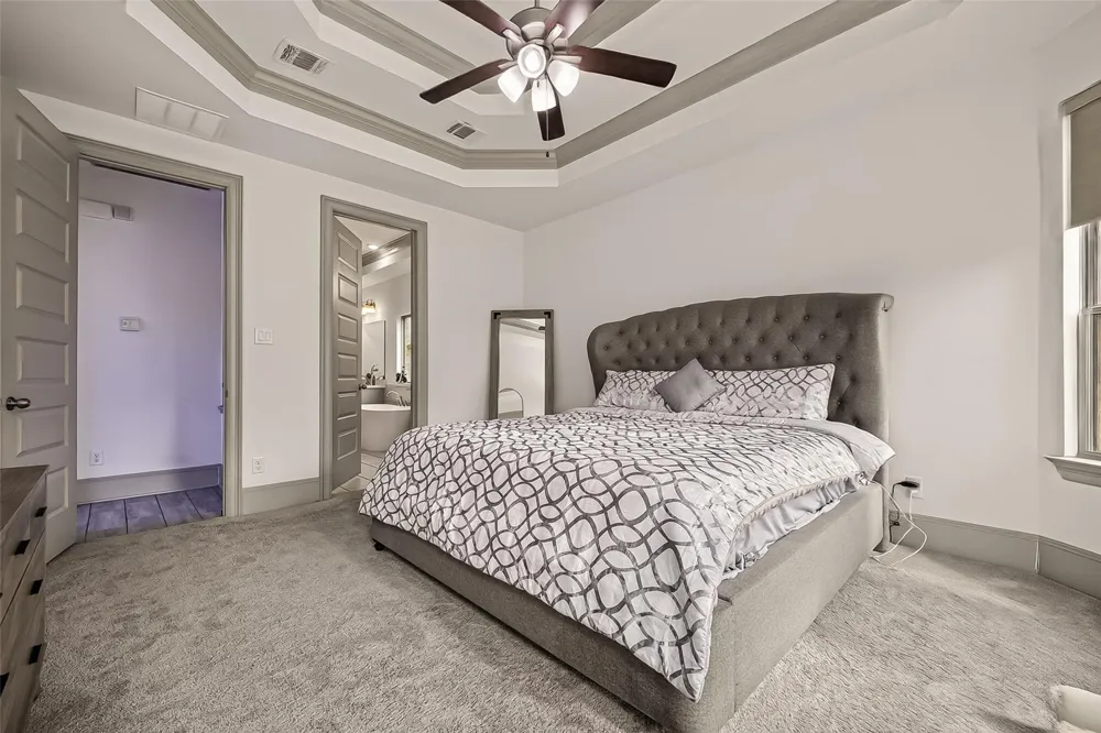 2225 Bellano Bay Drive La Marque, TX 77568