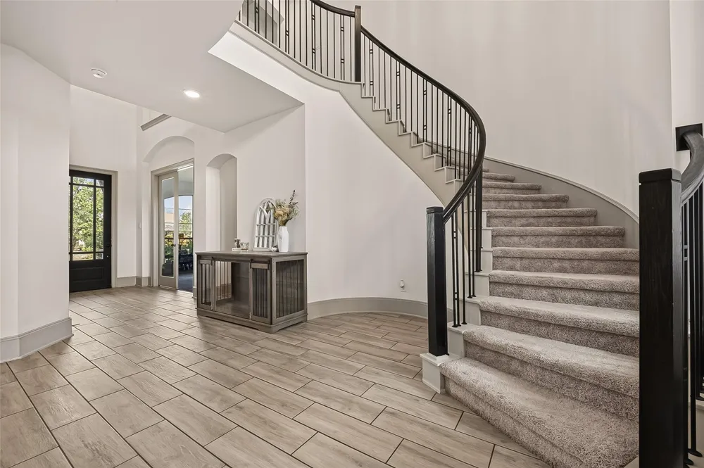 2225 Bellano Bay Drive La Marque, TX 77568