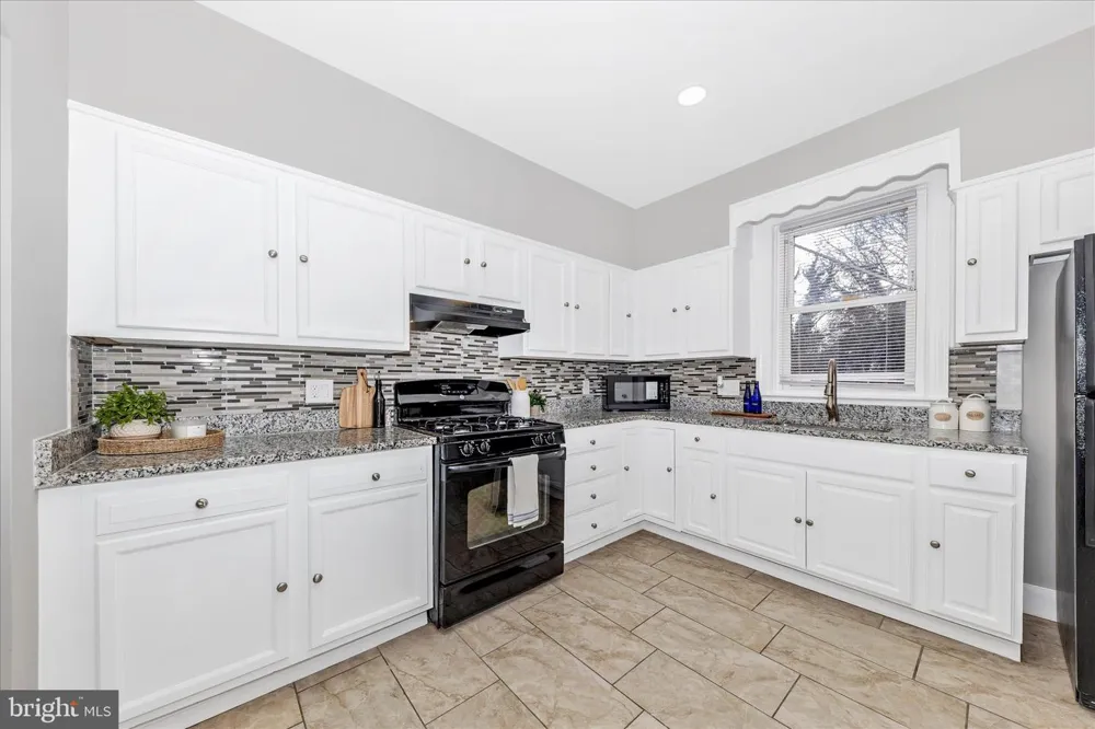 2905 GOODWOOD ROAD Baltimore, MD 21214