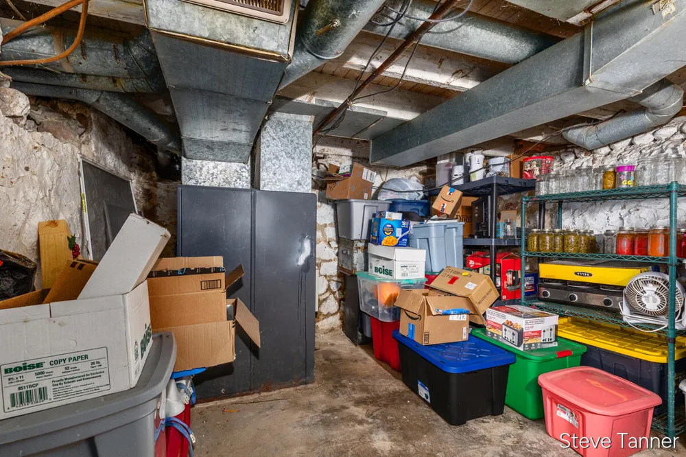 117 W Pine Street Edmore, MI 48829