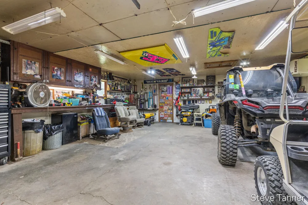 117 W Pine Street Edmore, MI 48829