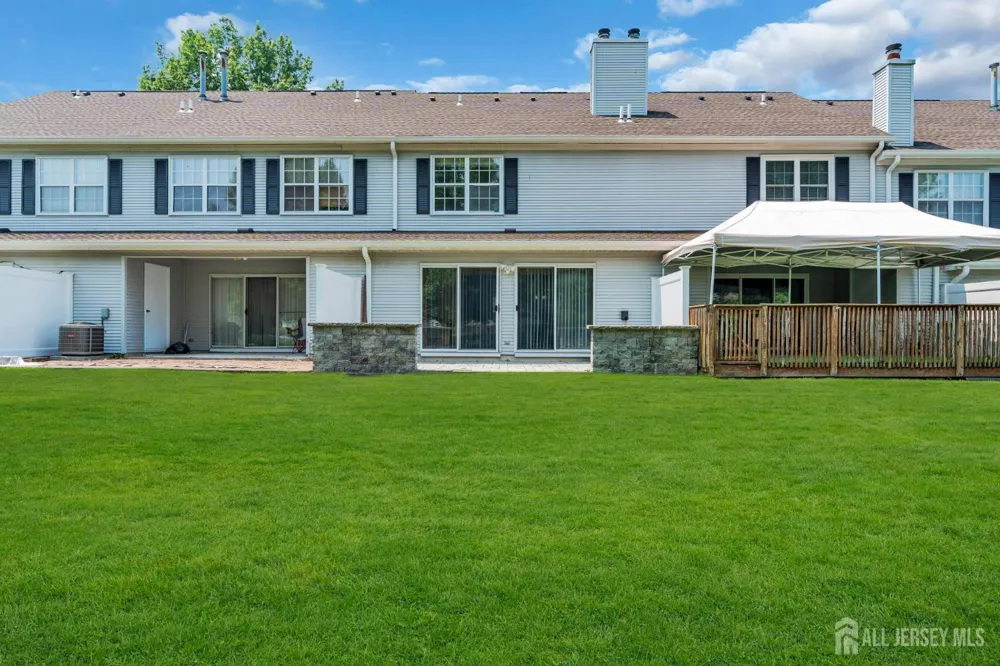 91 Chelsea Court #14 Franklin, NJ 08823