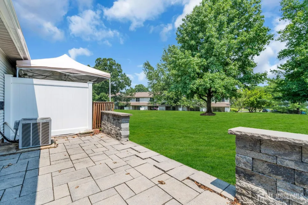 91 Chelsea Court #14 Franklin, NJ 08823