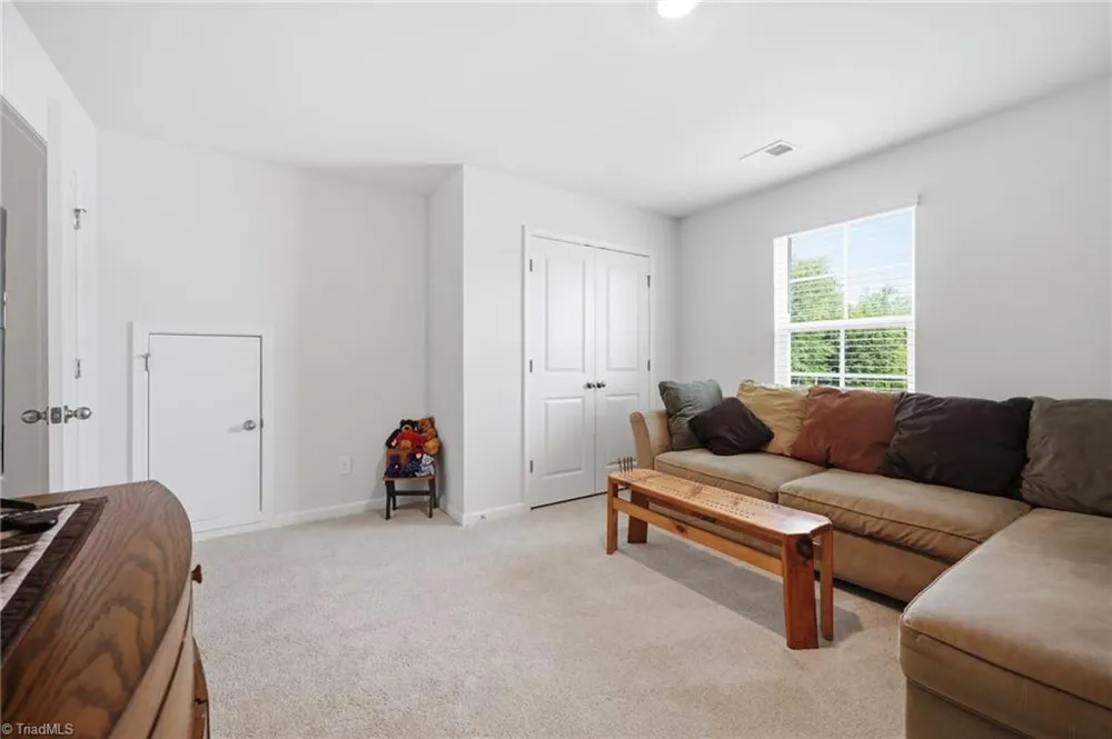 342 Willowbrooke Way Stokesdale, NC 27357