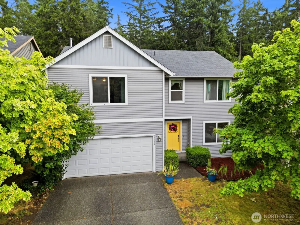 21284 Brevik Place NW Poulsbo, WA 98370