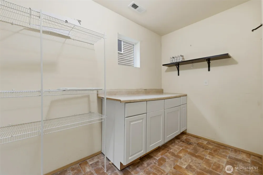 21284 Brevik Place NW Poulsbo, WA 98370