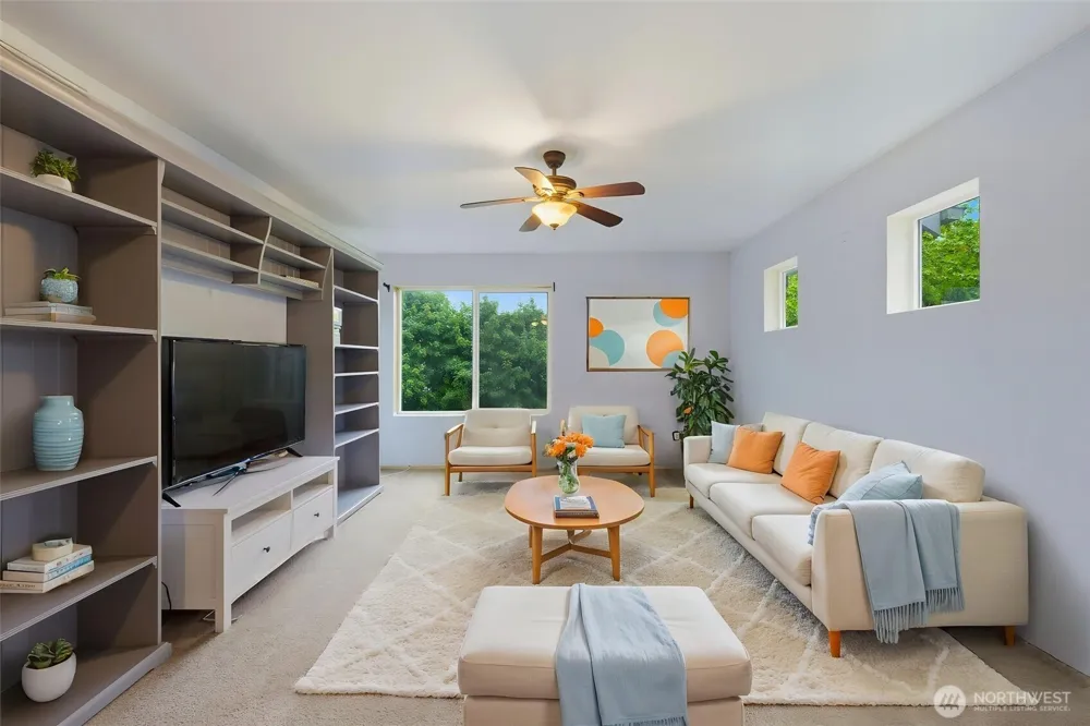 21284 Brevik Place NW Poulsbo, WA 98370