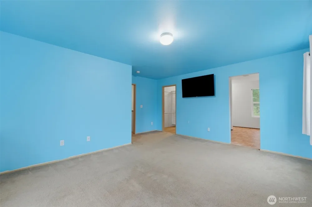 21284 Brevik Place NW Poulsbo, WA 98370