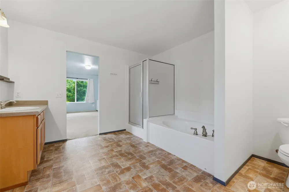 21284 Brevik Place NW Poulsbo, WA 98370