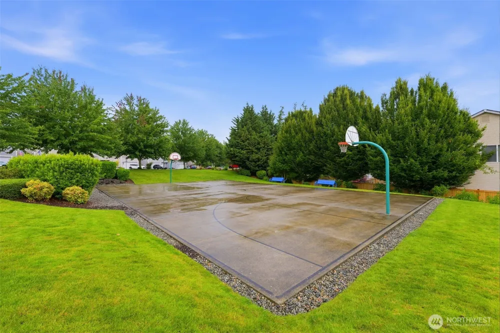 21284 Brevik Place NW Poulsbo, WA 98370