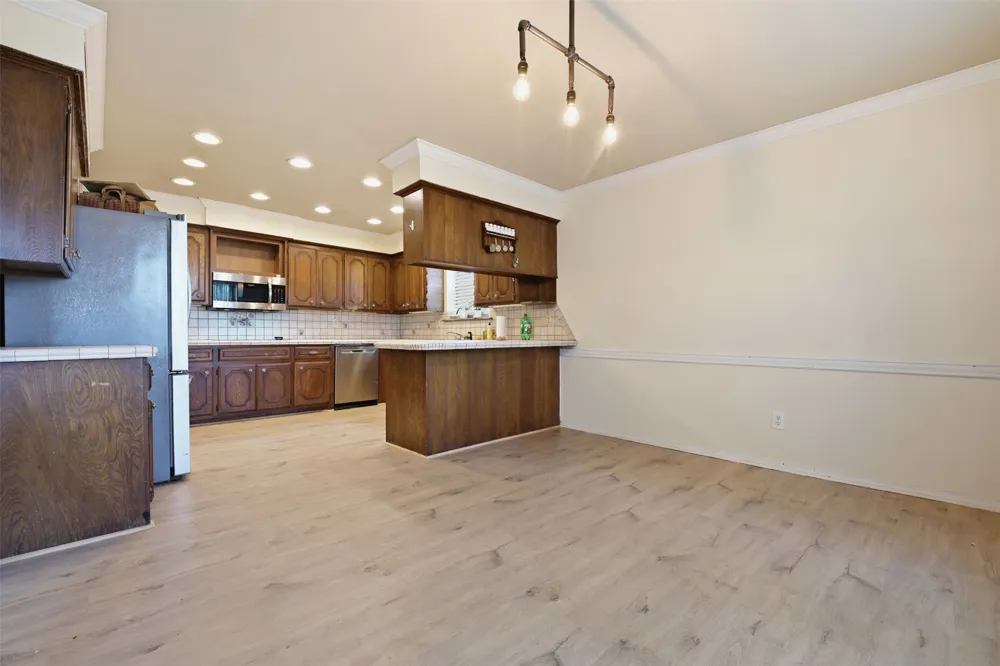 103 E Lakeview Court Tecumseh, OK 74873