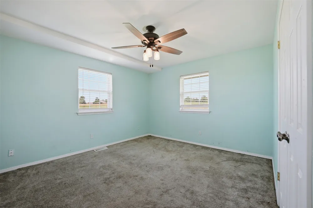 103 E Lakeview Court Tecumseh, OK 74873
