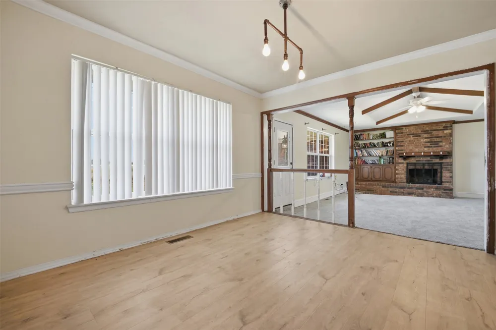 103 E Lakeview Court Tecumseh, OK 74873