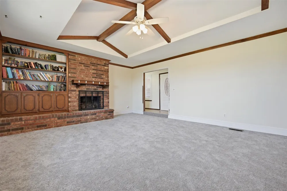 103 E Lakeview Court Tecumseh, OK 74873