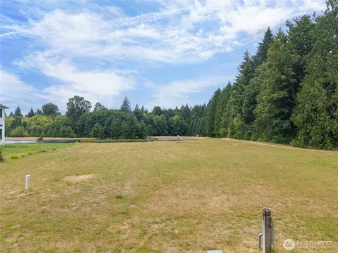 8017 Ski View Lane SW