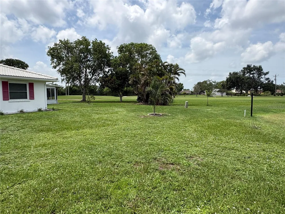 1612 S ELMWOOD DRIVE Bradenton, FL 34208