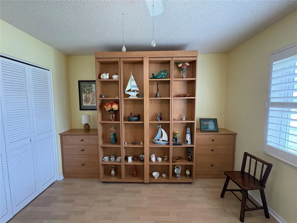 1612 S ELMWOOD DRIVE Bradenton, FL 34208