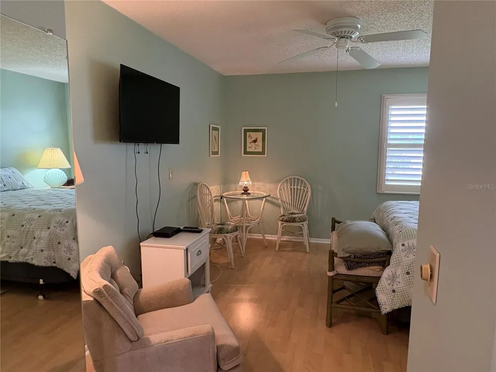 1612 S ELMWOOD DRIVE Bradenton, FL 34208