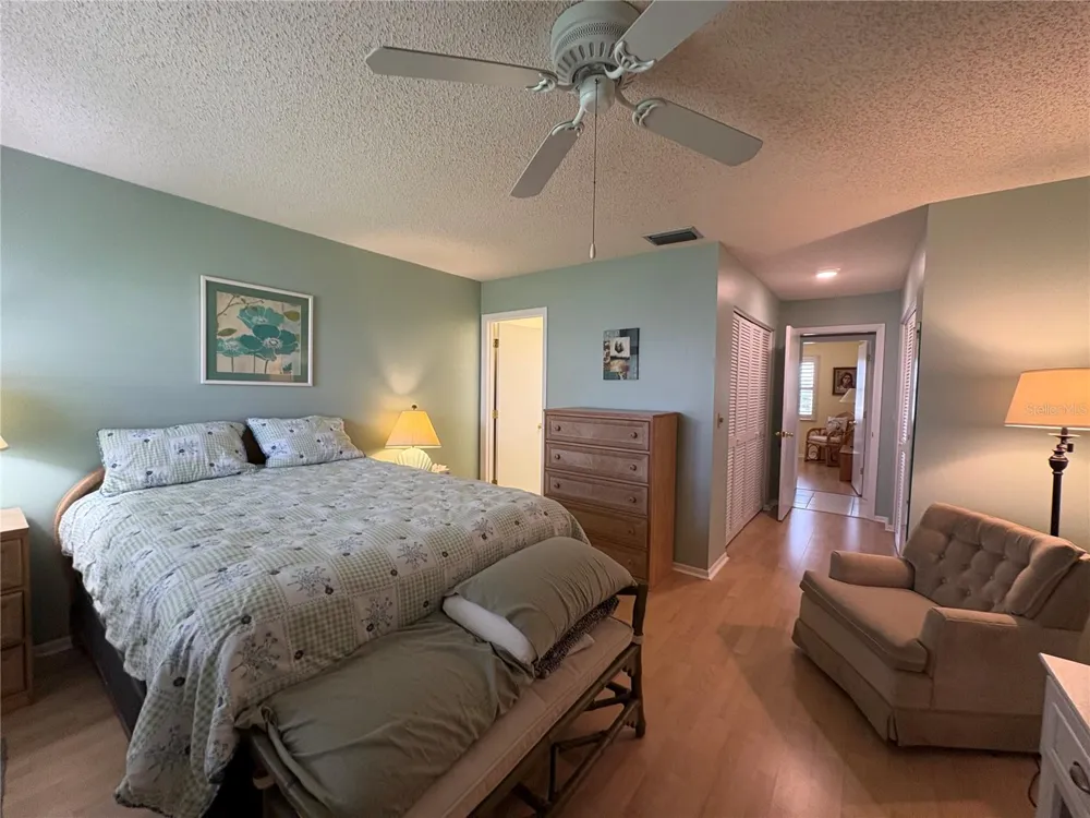 1612 S ELMWOOD DRIVE Bradenton, FL 34208