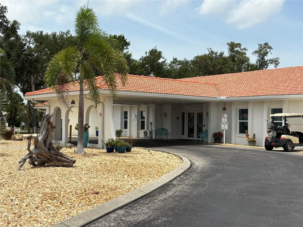 1612 S ELMWOOD DRIVE Bradenton, FL 34208