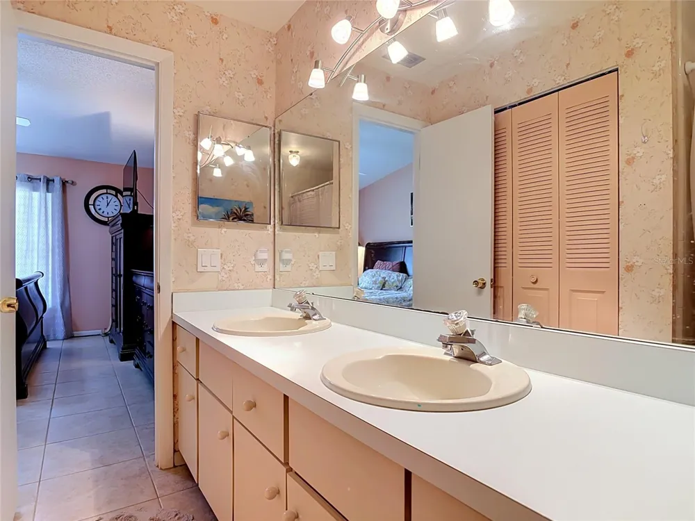 935 EASTRIDGE DRIVE #7A Debary, FL 32713