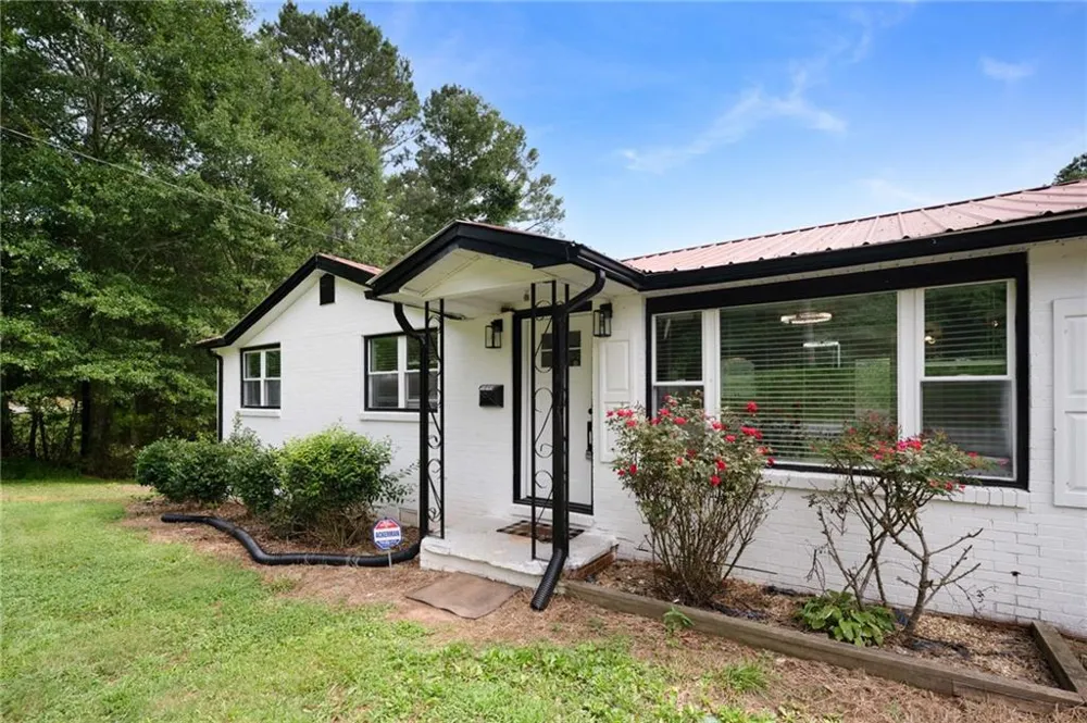 1945 Big Ridge Road Talking Rock, GA 30175