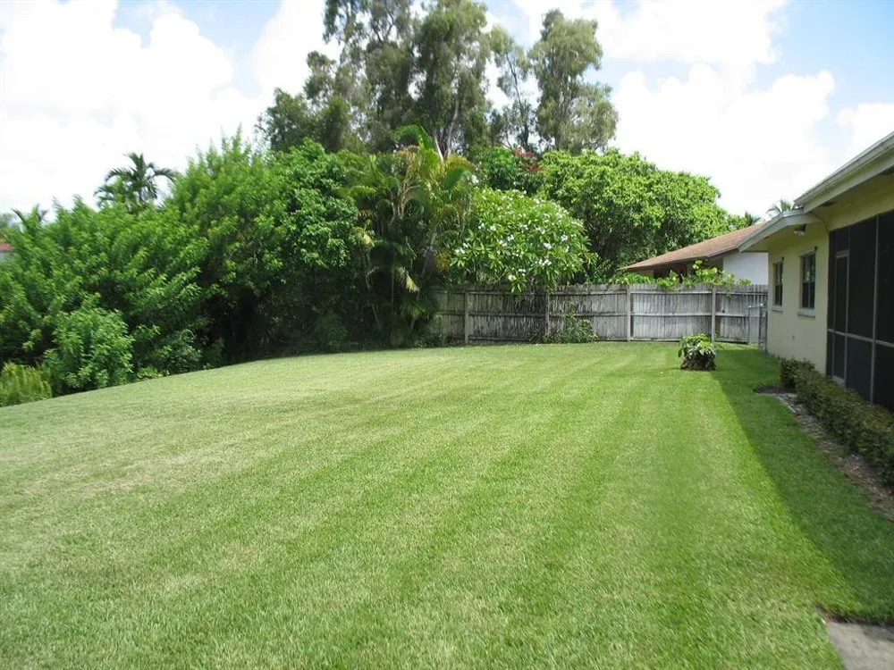 1805 Richard Lane Palm Springs, FL 33406
