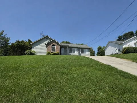 2001 Hyde Park Ln