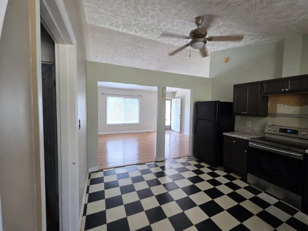 2001 Hyde Park Ln Knoxville, TN 37921